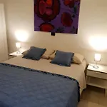 Rooms In The Beach
